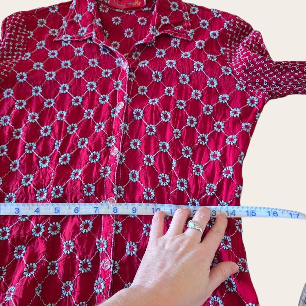 Johnny Was Vintage Embroidered Red Rayon Peasant Blouse Boho Floral Top Tunic XS - Picture 12 of 14